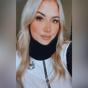 Meet your Posher, Marina